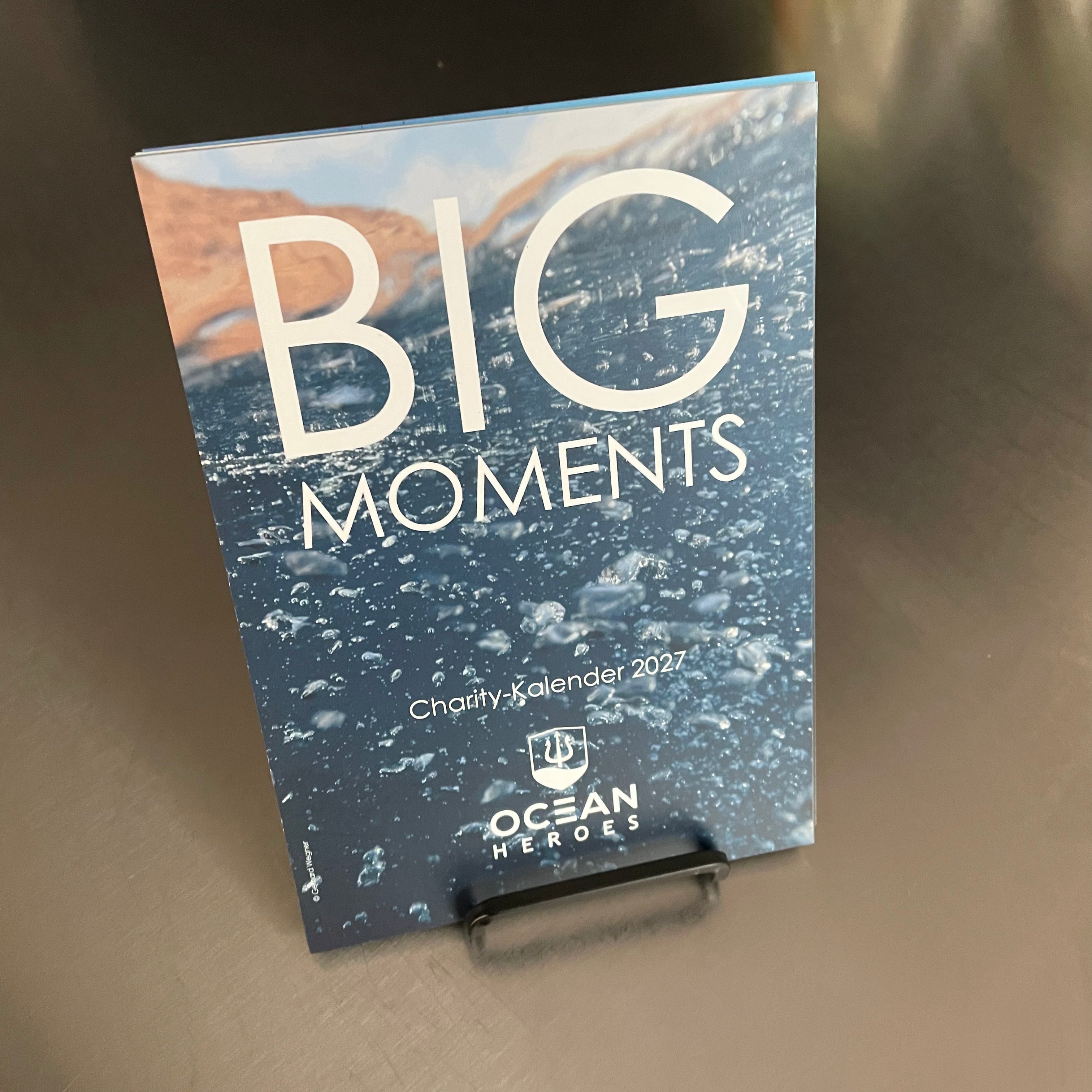 BIG MOMENTS - Schreibtisch-Kalender 2027